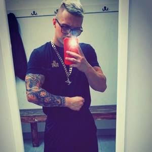 Meet your Posher, Jake